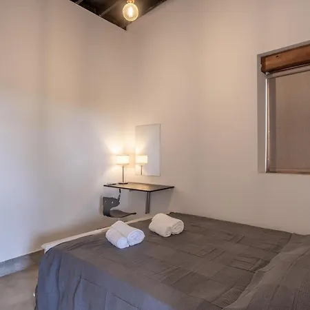 Villa Aphrodite Traditional With Swimjacuzzi *